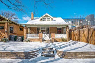 Building Photo - Monroe Duplex