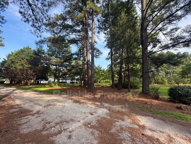Building Photo - 10586 NC-96
