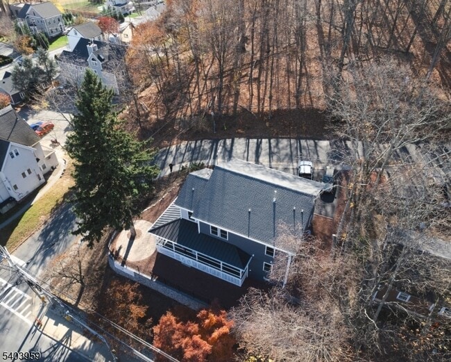 Building Photo - 140 Washington St