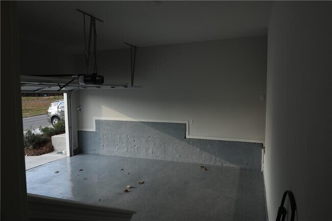 Building Photo - 25 Stoneybrook Dr