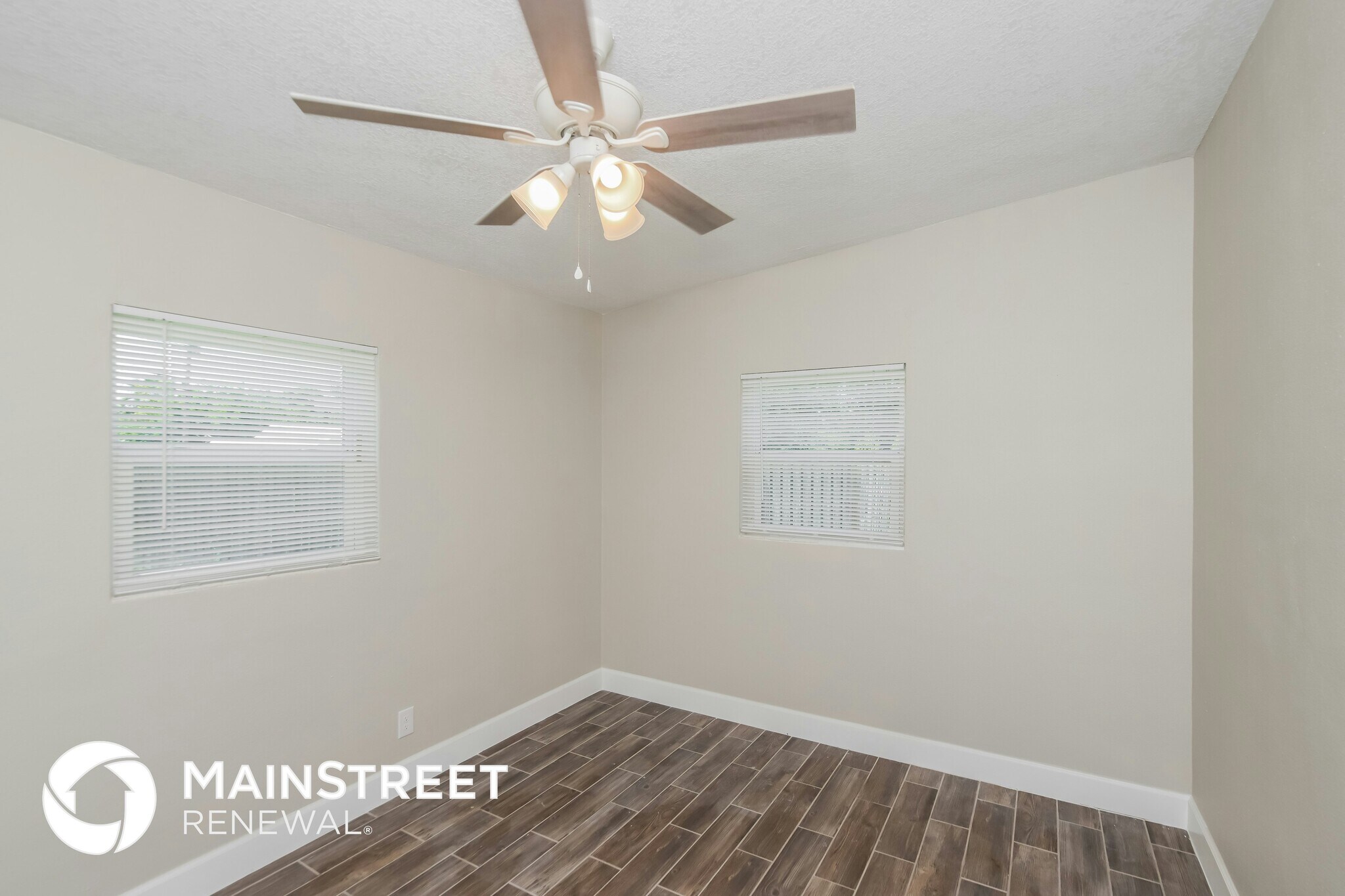 Building Photo - 1252 Ridgewood Dr