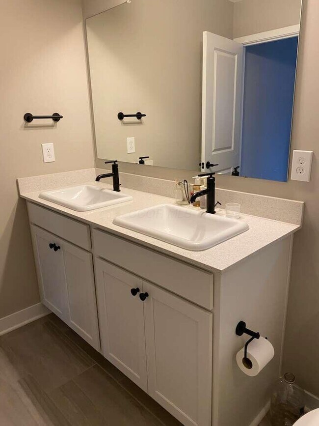 Building Photo - 7184 Celebration Dr