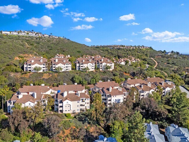 Building Photo - Affinity Townhome in Scripps Ranch