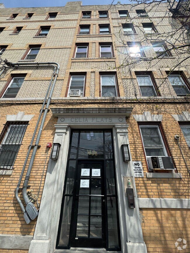 Building Photo - 330 50th St