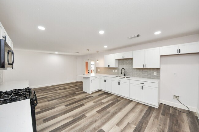 Building Photo - 7826 Maverick Trace Ln