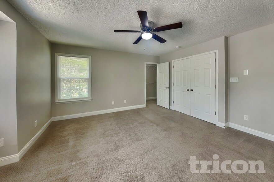 Building Photo - 13706 Traherne Ct
