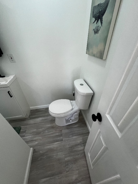 Building Photo - 1963 Lewis Ave