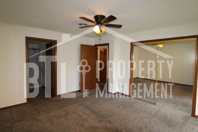 Building Photo - Beautiful Senior Living Community!