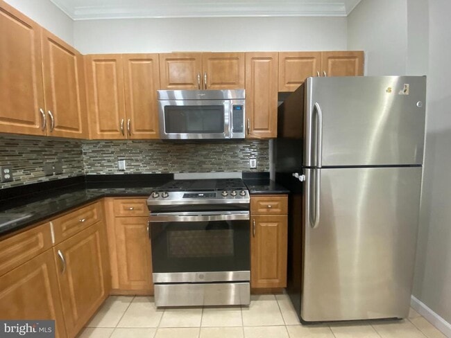 Building Photo - 12929 Centre Park Cir