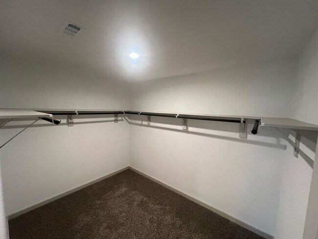 Building Photo - 7915 Murciana Dr