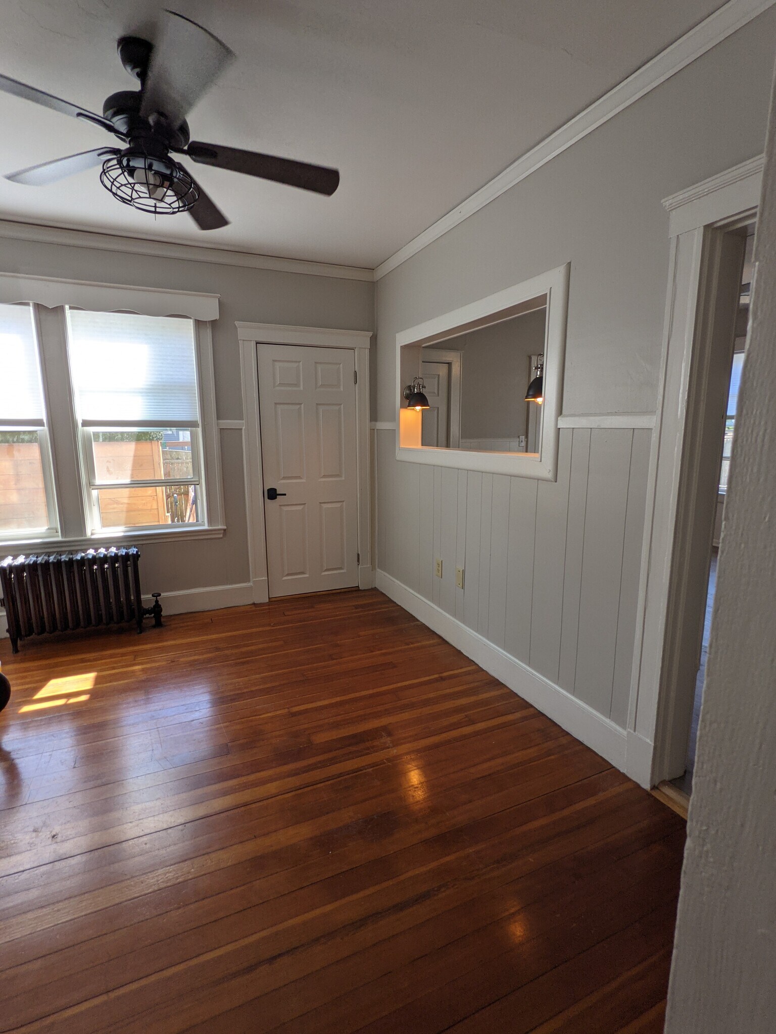 Diningroom - 16 Appleton St