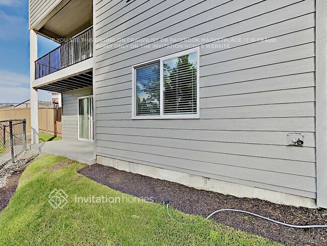 Building Photo - 11211 14th Pl SE