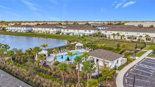 Building Photo - 16642 San Nicola Pl