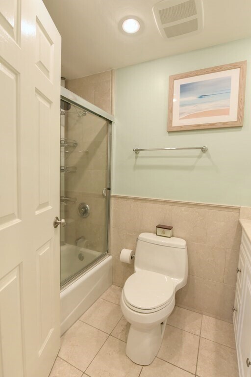 Building Photo - 21 Main St