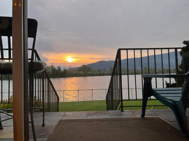 Building Photo - 301 Iberian Way