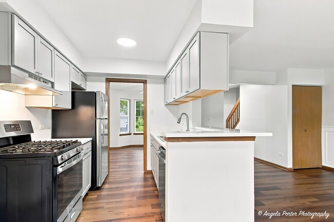 Building Photo - 3020 Ilene Dr