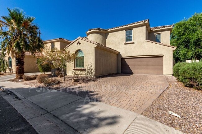 Building Photo - 3311 S Sunland Dr