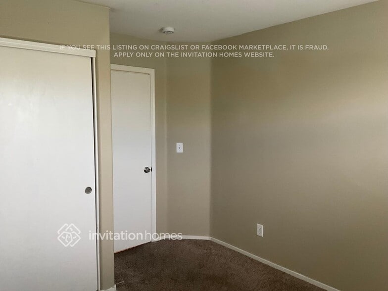 Building Photo - 8019 Torremolinos Ave