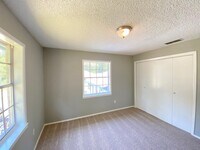 Building Photo - 410 Cordell St
