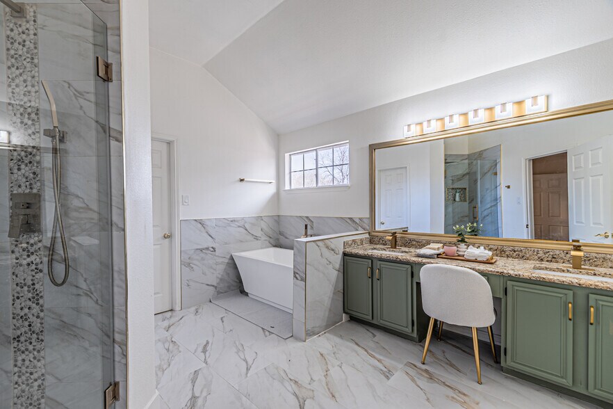 Building Photo - 841 Snapdragon Ln