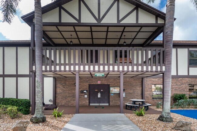 Building Photo - 9015 Manchester Ln