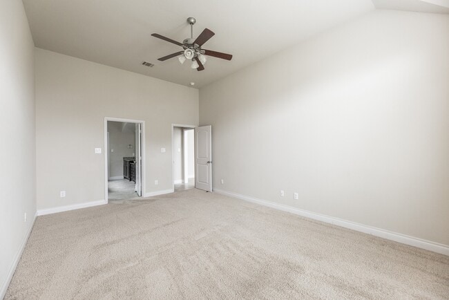 Building Photo - 2131 Blossomcrown Dr