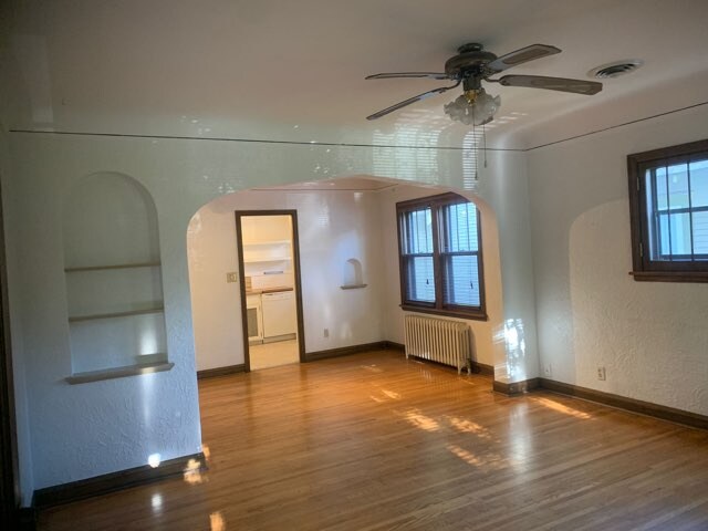 Building Photo - 5021 S 28th Ave