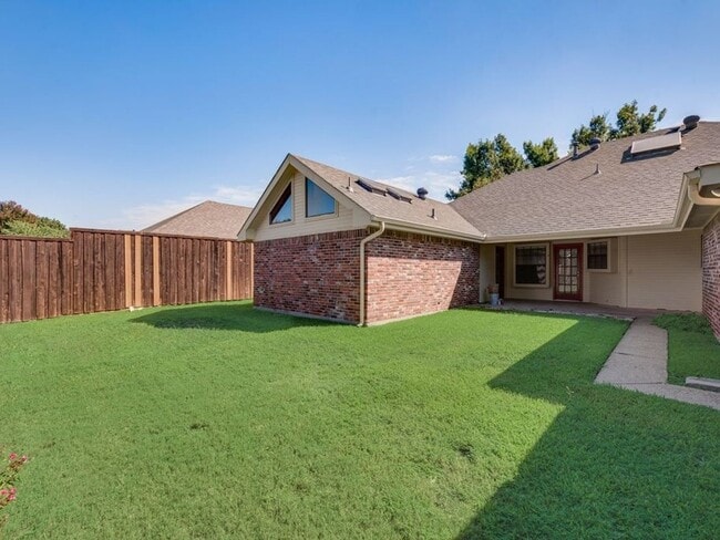 Building Photo - Beautiful west plano home Great neighborho...
