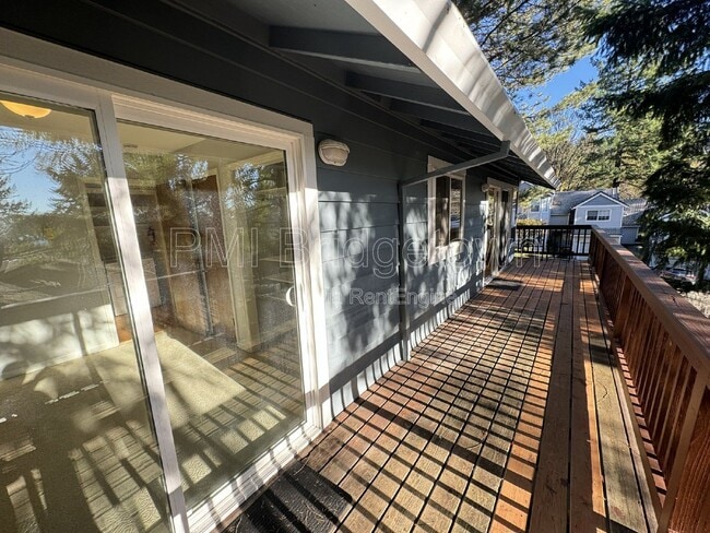 Building Photo - 307 Cervantes Cir