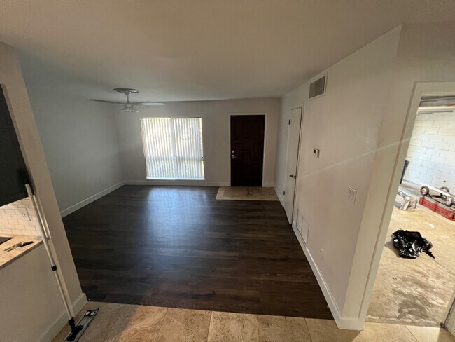Building Photo - 10382 Arbor Ridge Trail