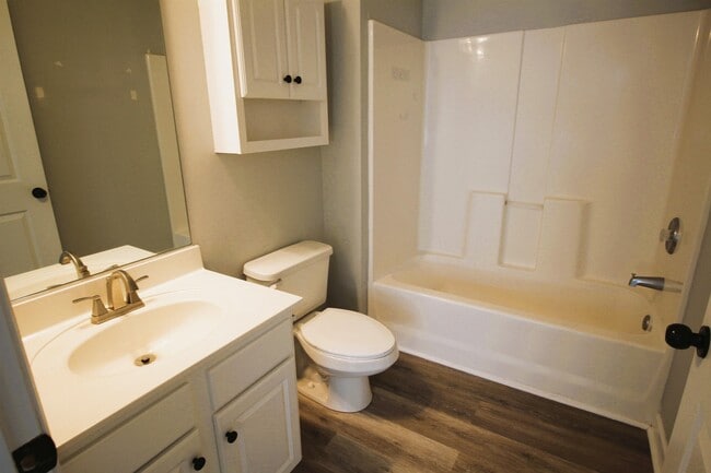 Building Photo - 5801 Oyster Catcher Dr