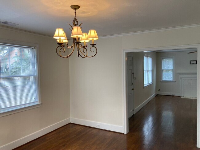 Building Photo - 2831 Burney Dr