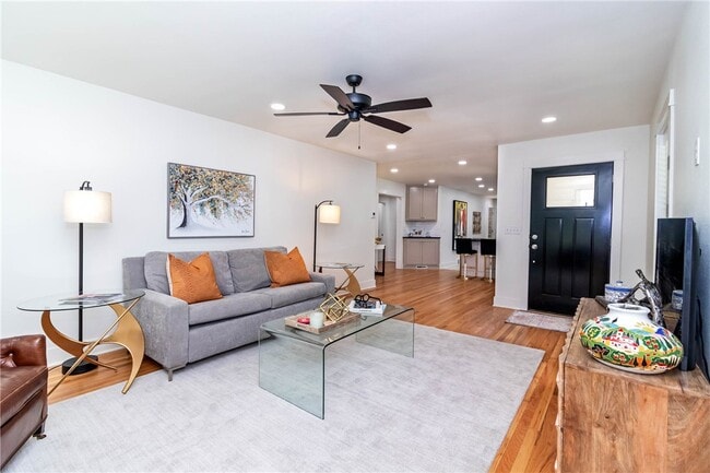 Building Photo - 394 Fletcher Ave