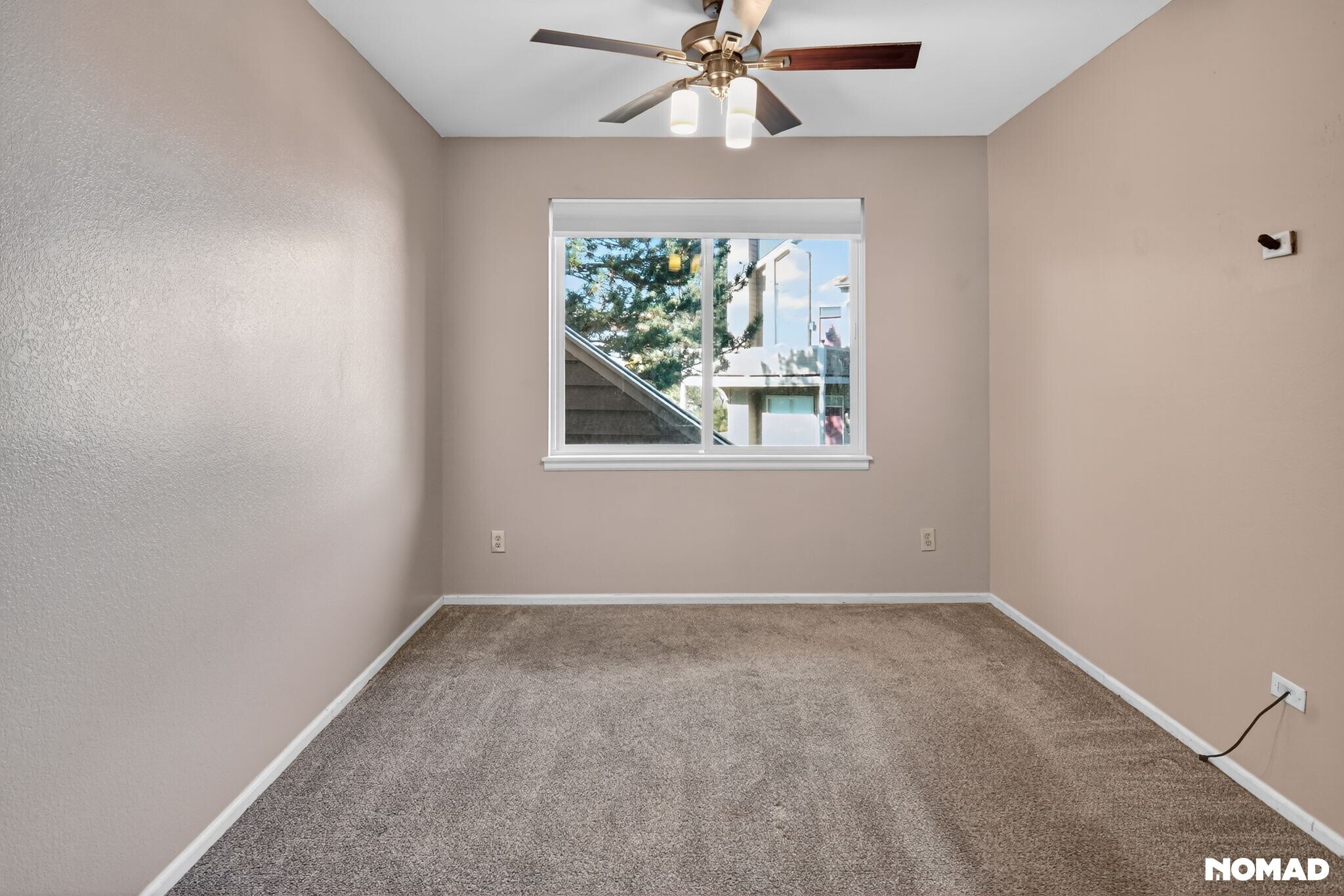 All rooms have ceiling fans and has central air - 1089 S Walden Way