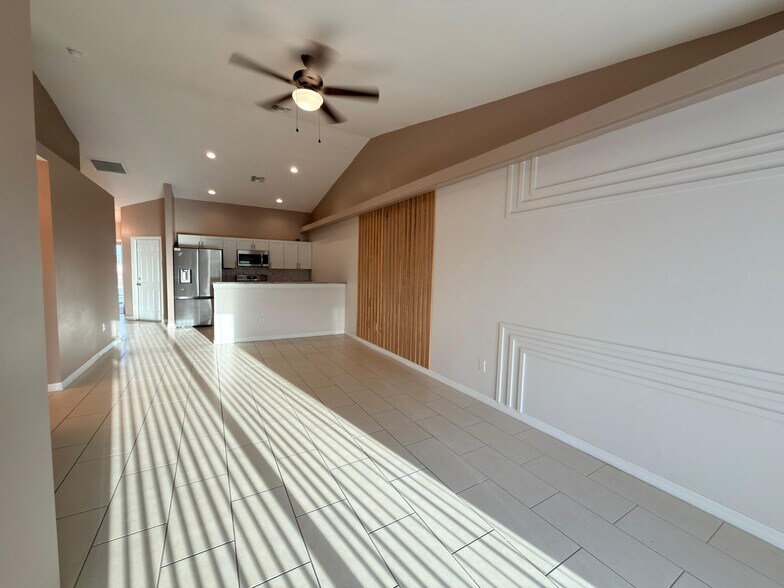 Building Photo - 4124 Skyline Blvd