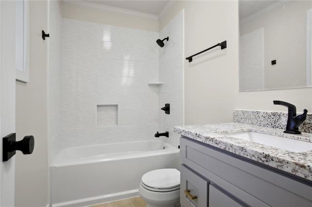 Building Photo - 4409 Kawanee Ave