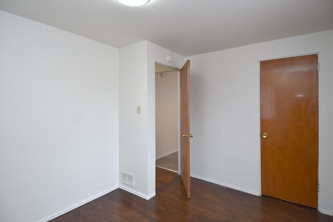 Bedroom #3 - 3151 Glendale Ave