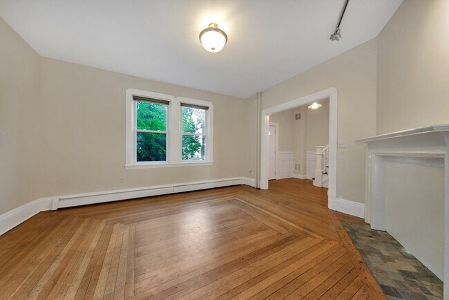 Building Photo - 5 Murdock Terrace