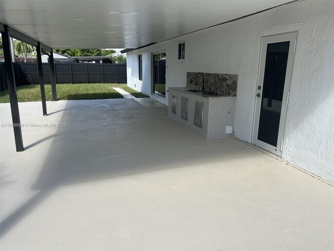 Building Photo - 6270 NW 199th St