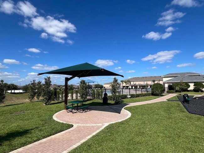 Building Photo - 2803 Maloof Dr