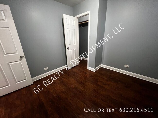 Building Photo - 7642 S Normal Ave