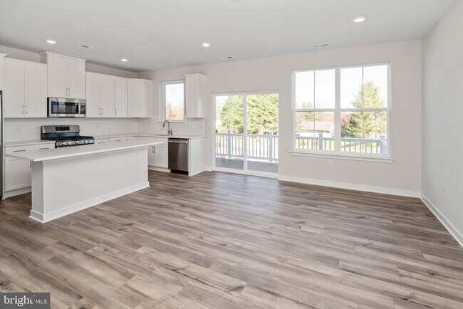 Building Photo - 4716 Franklin Cir