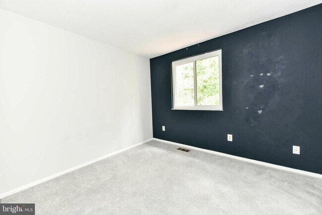 Building Photo - 5836 Jackson Oak Ct