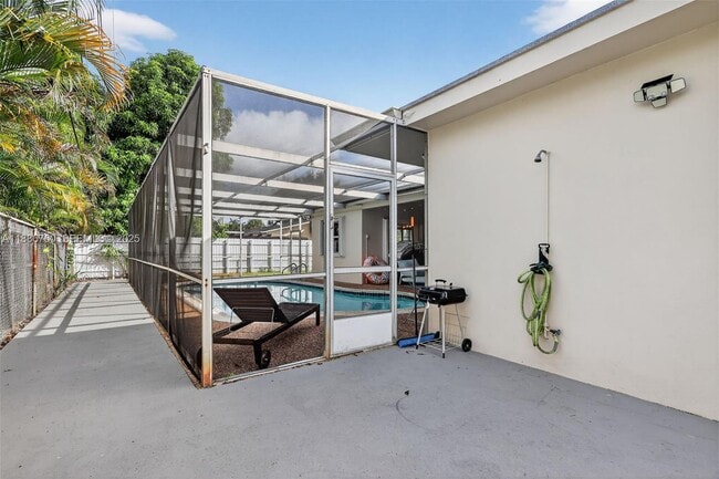 Building Photo - 1820 N 56th Ave