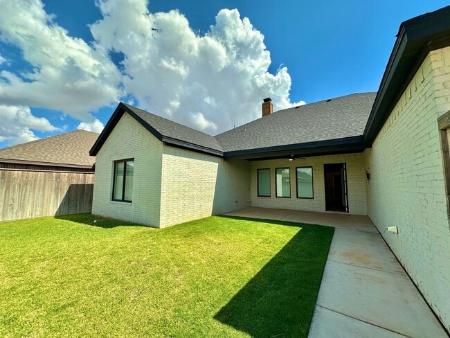 Building Photo - Refined Living in Preston Manor | Stunning 4/3/2 With Elevated Finishes