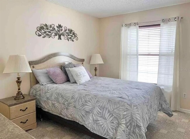 Building Photo - 2916 Dickens Cir