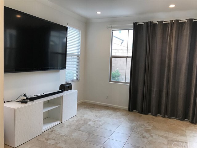 Building Photo - 81 Darby