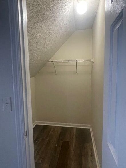 Building Photo - 6469 Brenda Ann Dr