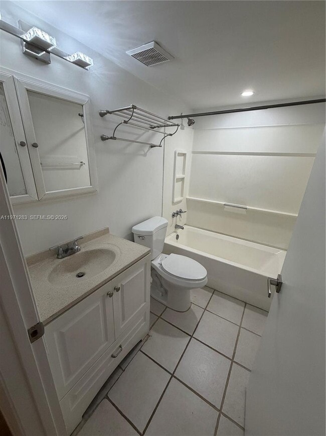 Building Photo - 14910 SW 82nd Terrace