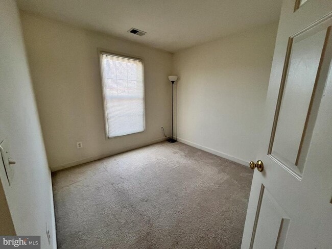 Building Photo - 8179 Skelton Cir